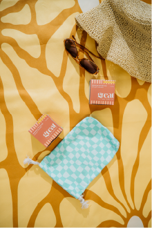 Smoked whitefish with garlic and shallot